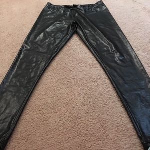 Faux leather leggings black